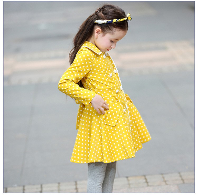 노란색 귀여운 더블 브레스트 어린 소녀의 물방울 무늬 A 라인 드레스를 사용자 정의 디자인하십시오